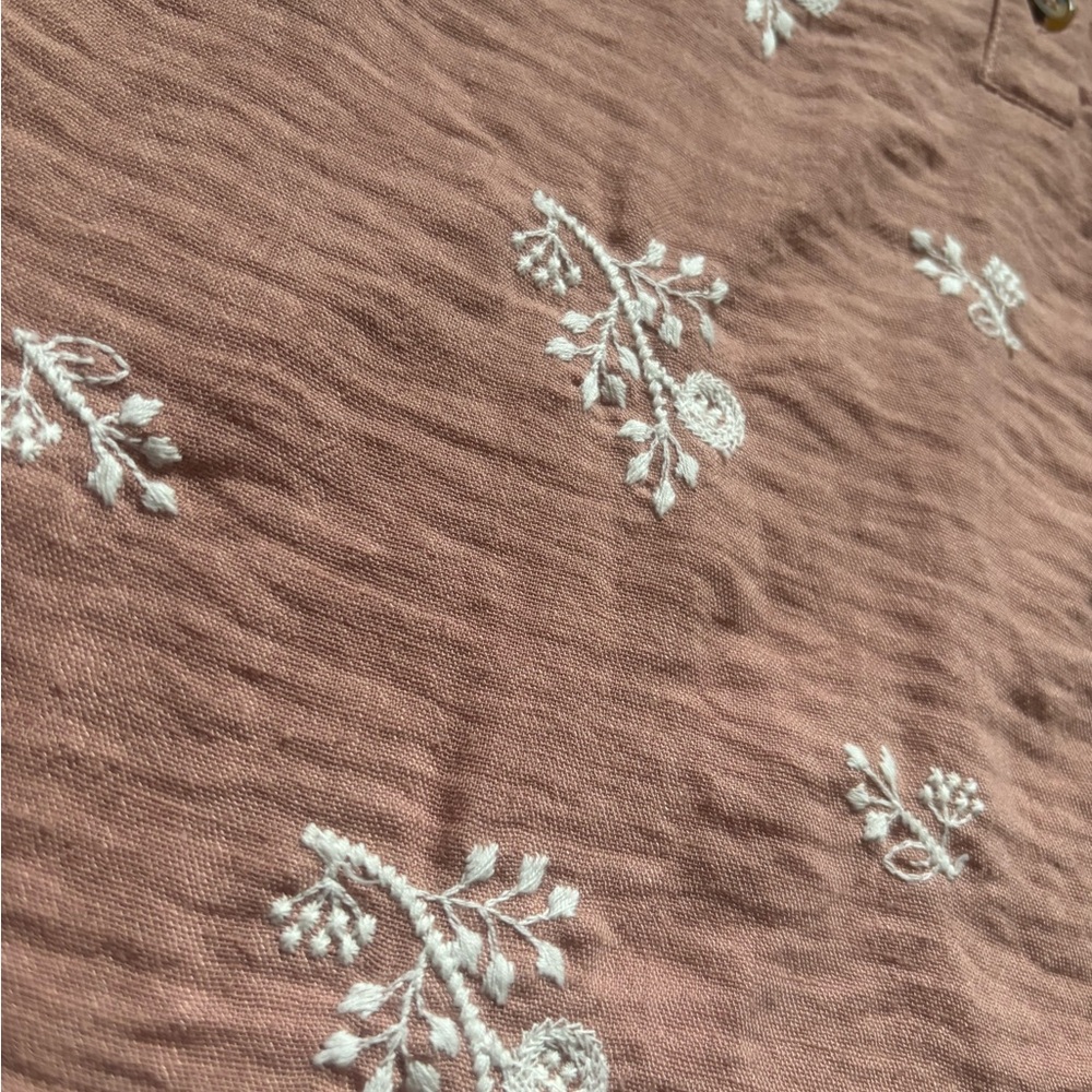 Blush Floral Button-Front Tank Top - Picture 2 of 5